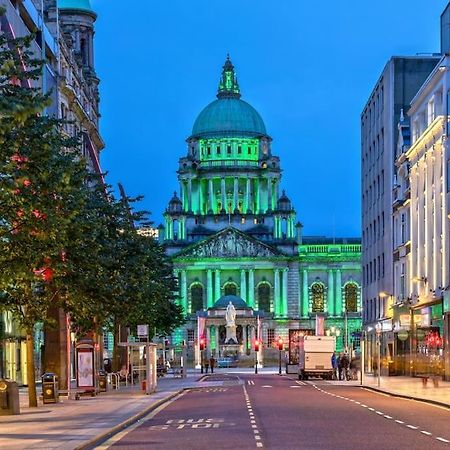 Elegant Belfast City Centre Apt Walk Everywhere Exterior photo